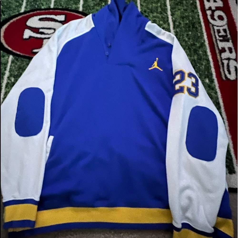 Air Jordan Laney’s Retro pullover